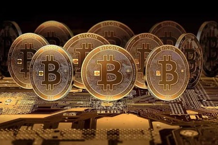 区块链兴趣在三年内下降58%，重点转向人工智能